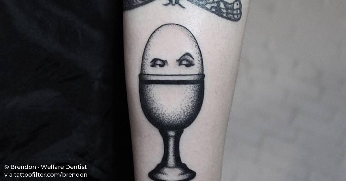 Suspicious egg is watching you.