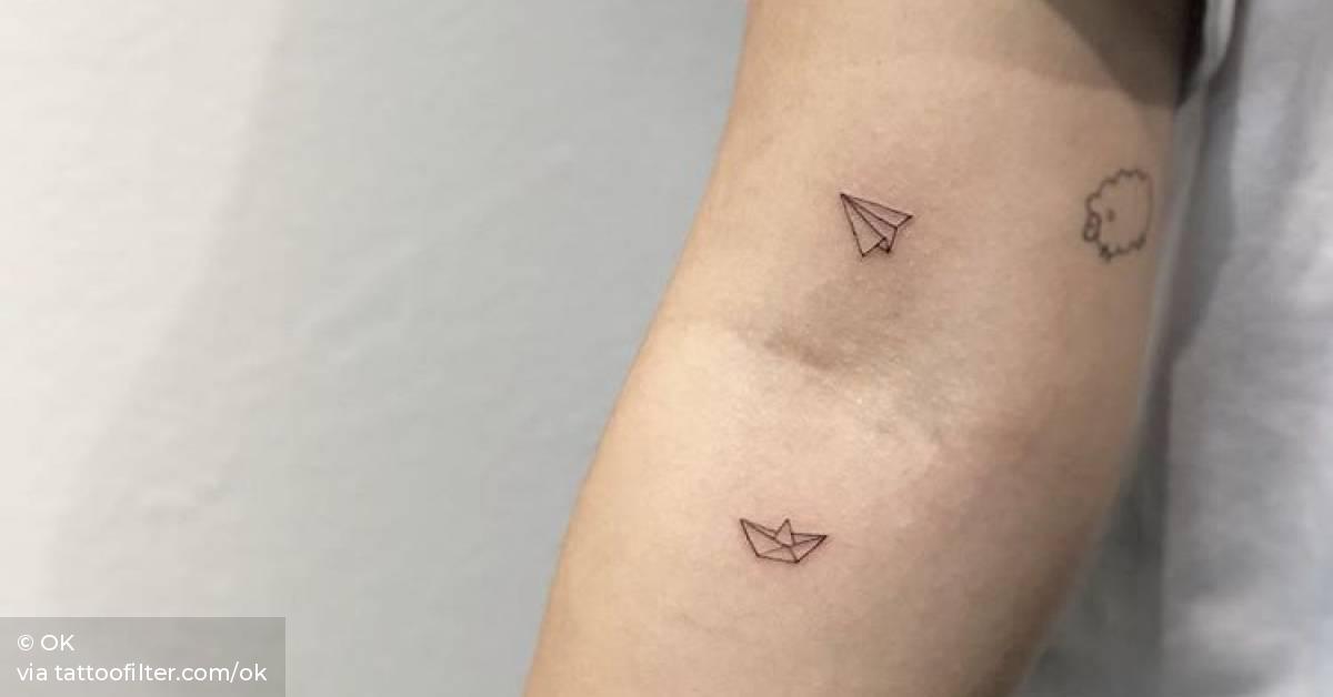 Top 75+ simple boat tattoo best in.cdgdbentre