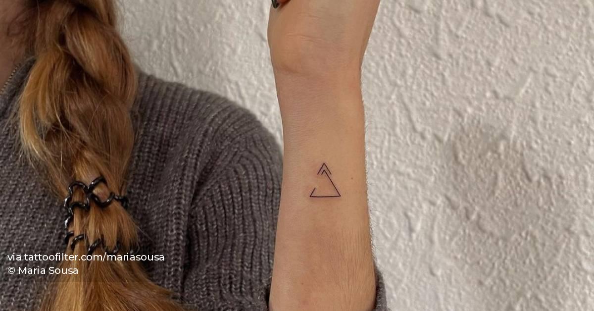 minimalist-open-to-change-symbol-tattooed-on-the