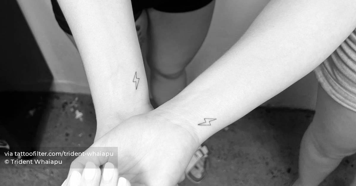 Matching lightning bolt tattoo for best friends, fine
