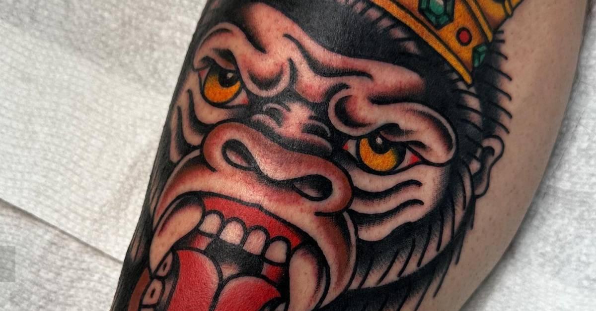 Traditionelles Gorilla Tattoo