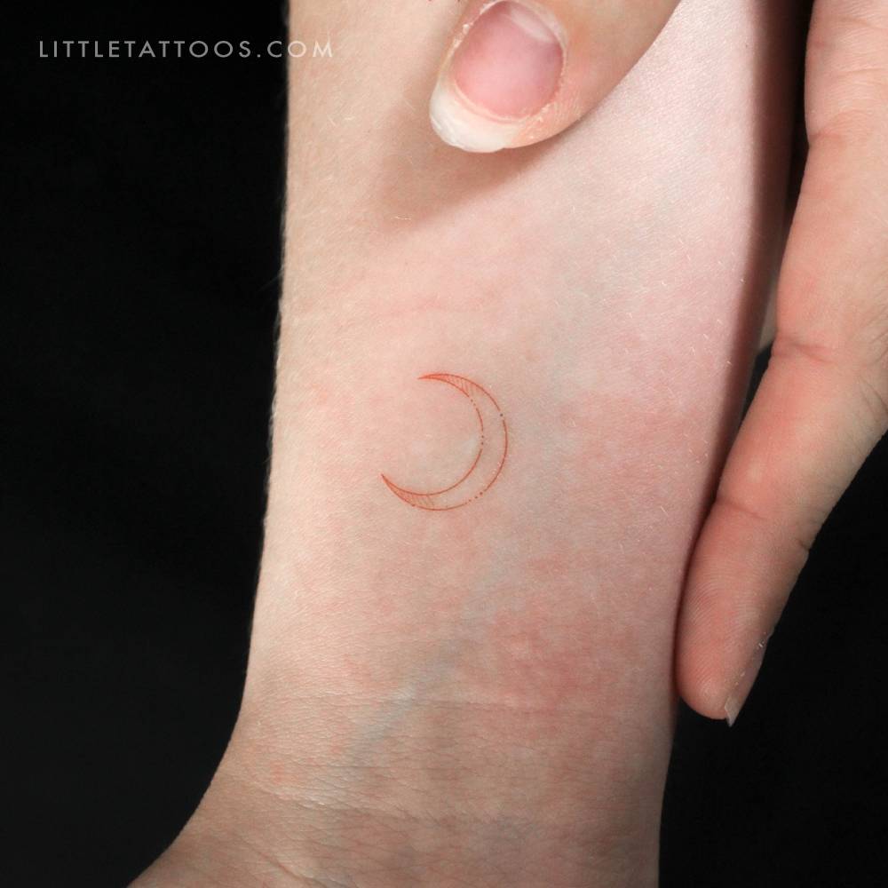 Crescent moon type I [red] by Jakenowicz temporary tattoo.
