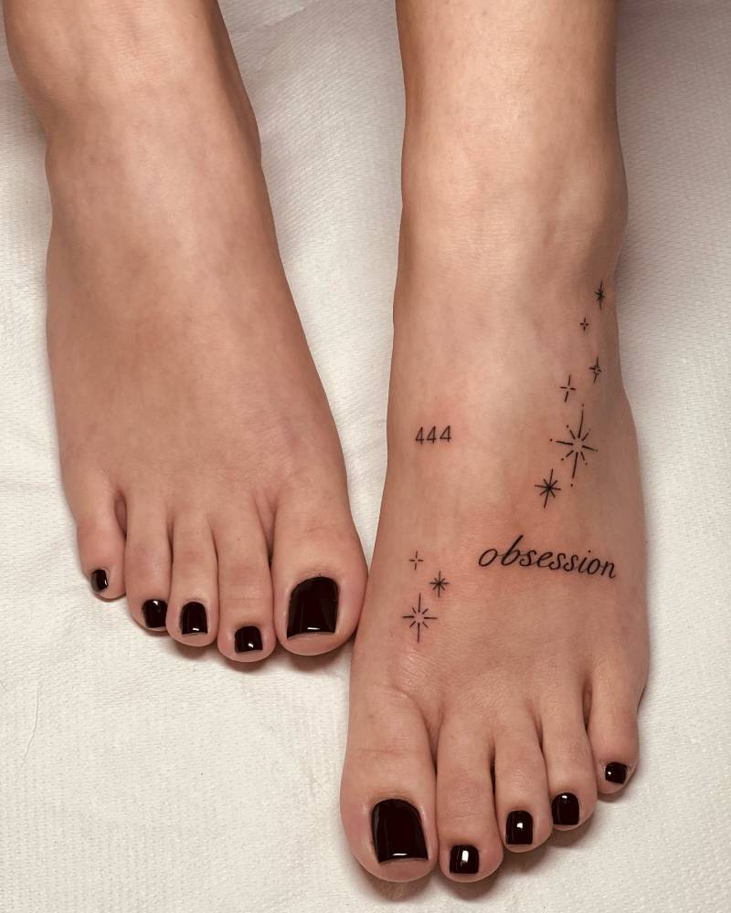 Stars, word "obsession" and "444" foot composition tattoos.
