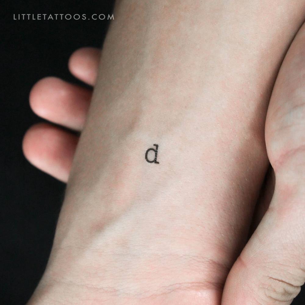 Letter "D" lowercase typewriter letter temporary tattoo.