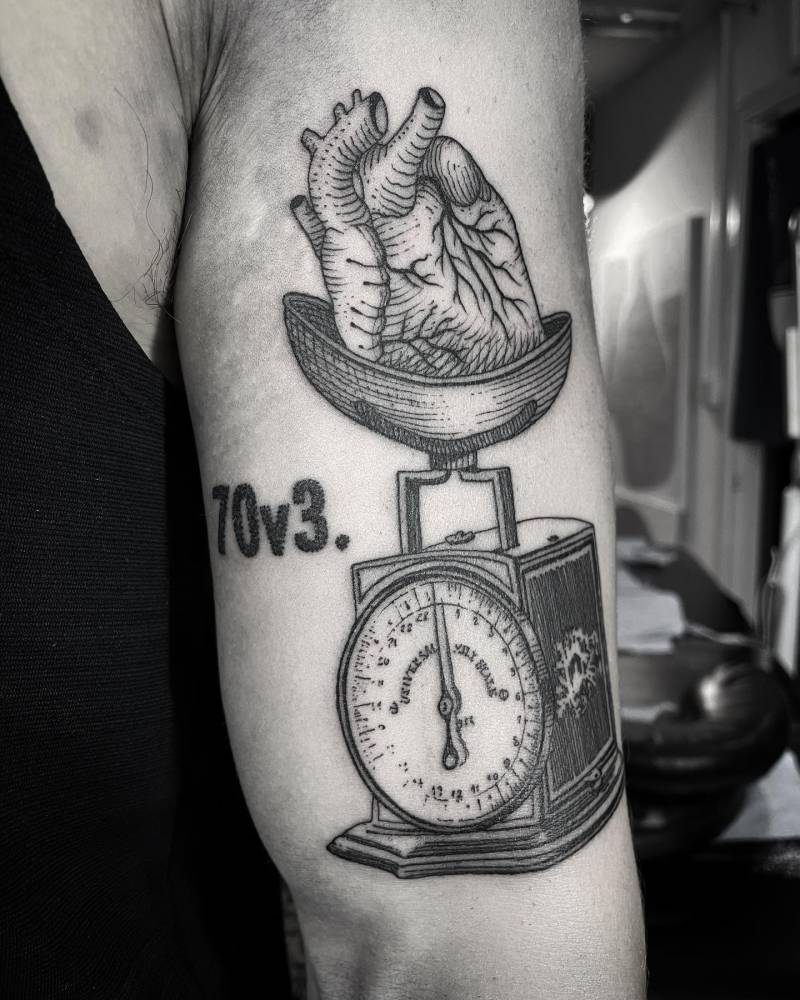 The weight of Love / “70v3”.