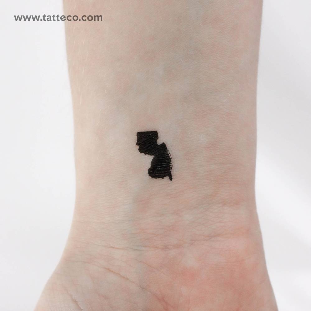 New Jersey map temporary tattoo located on the wrist.