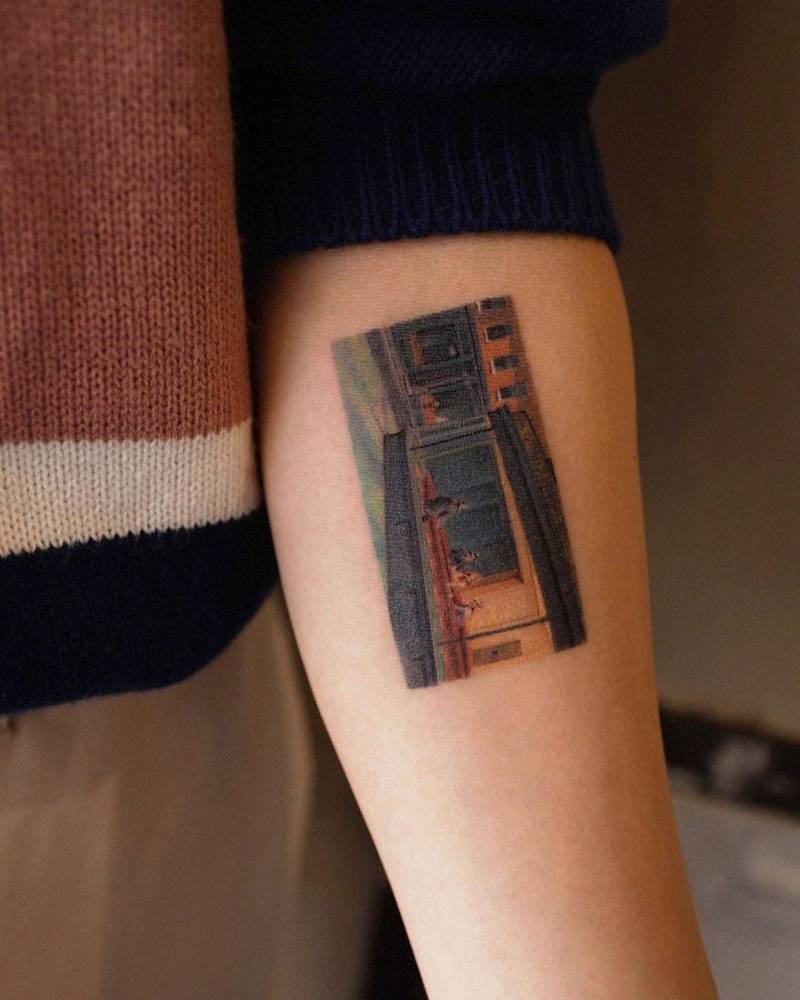 Edward Hopper: Nighthawks

-Healed tattoo-