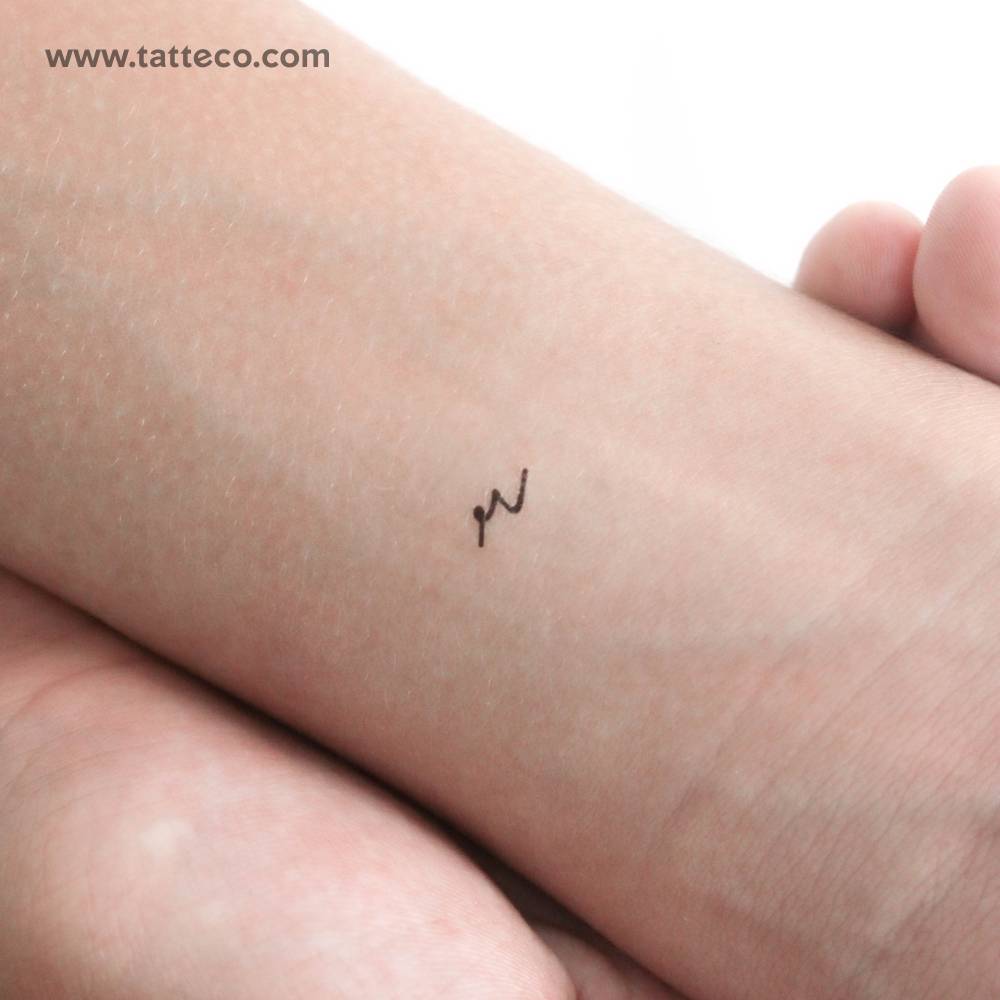 R Handwritten Letter Temporary Tattoo