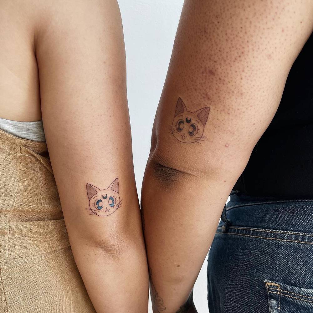 Matching Luna-P tattoo for best friends.