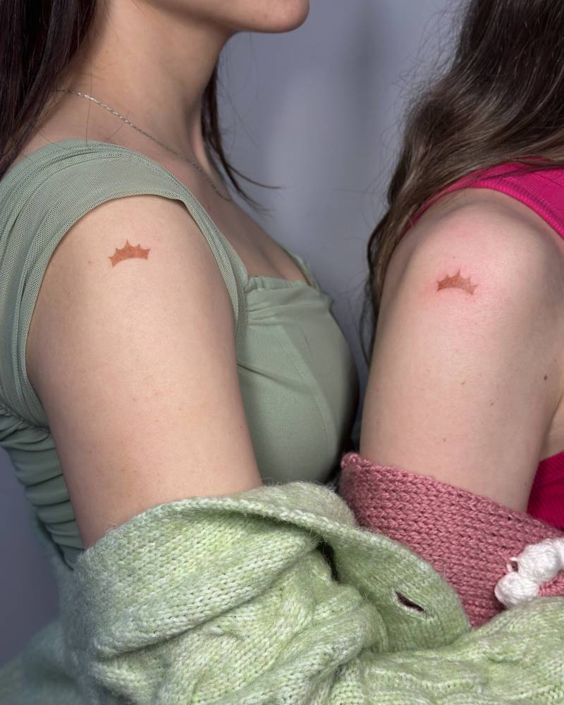 Matching little crown tattoo for best friends.