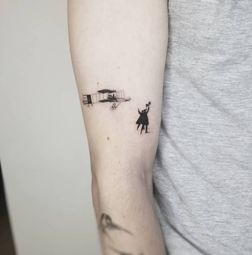 The Wright Brothers - First Flight, Decrmber 17, 1903.