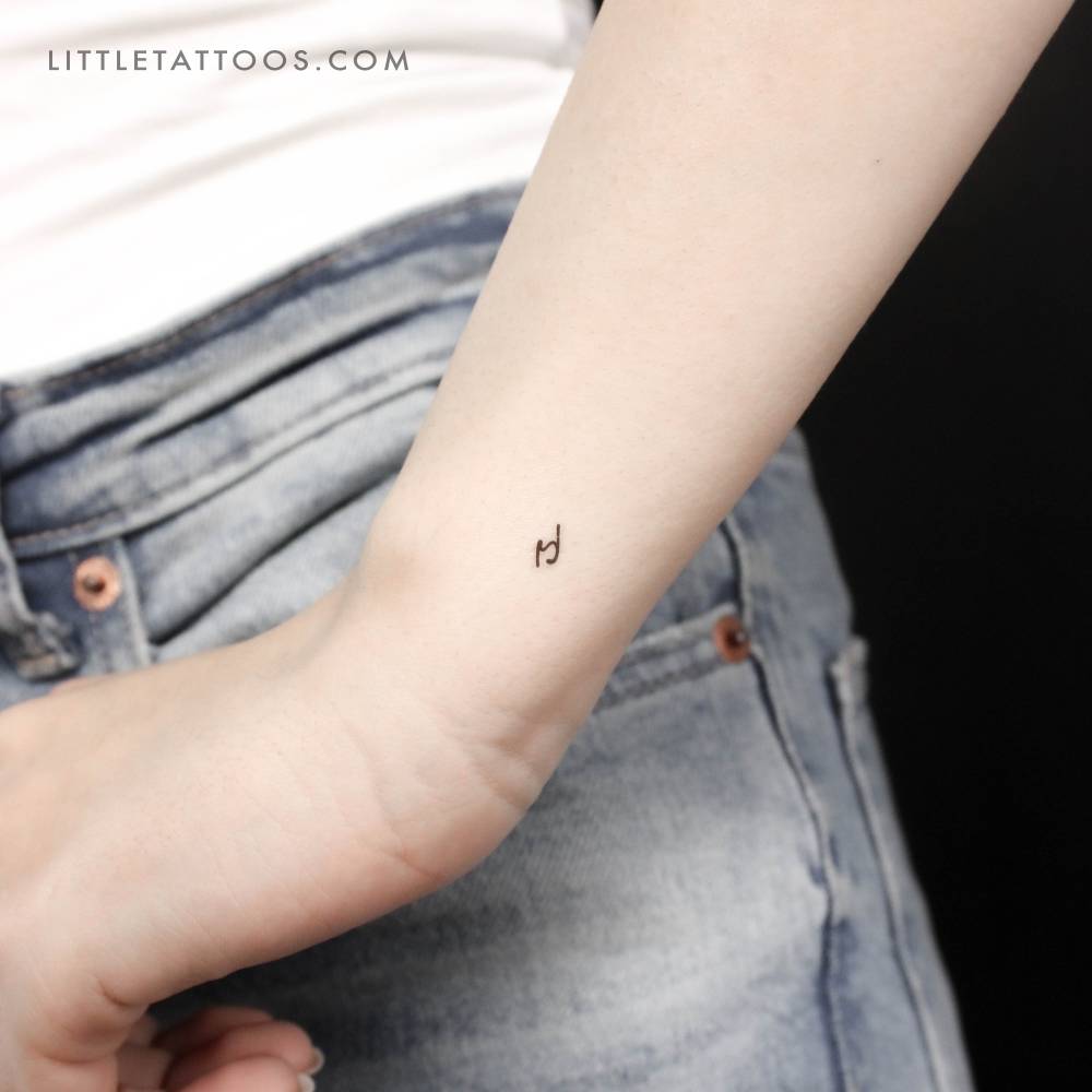 S Handwritten Letter Temporary Tattoo