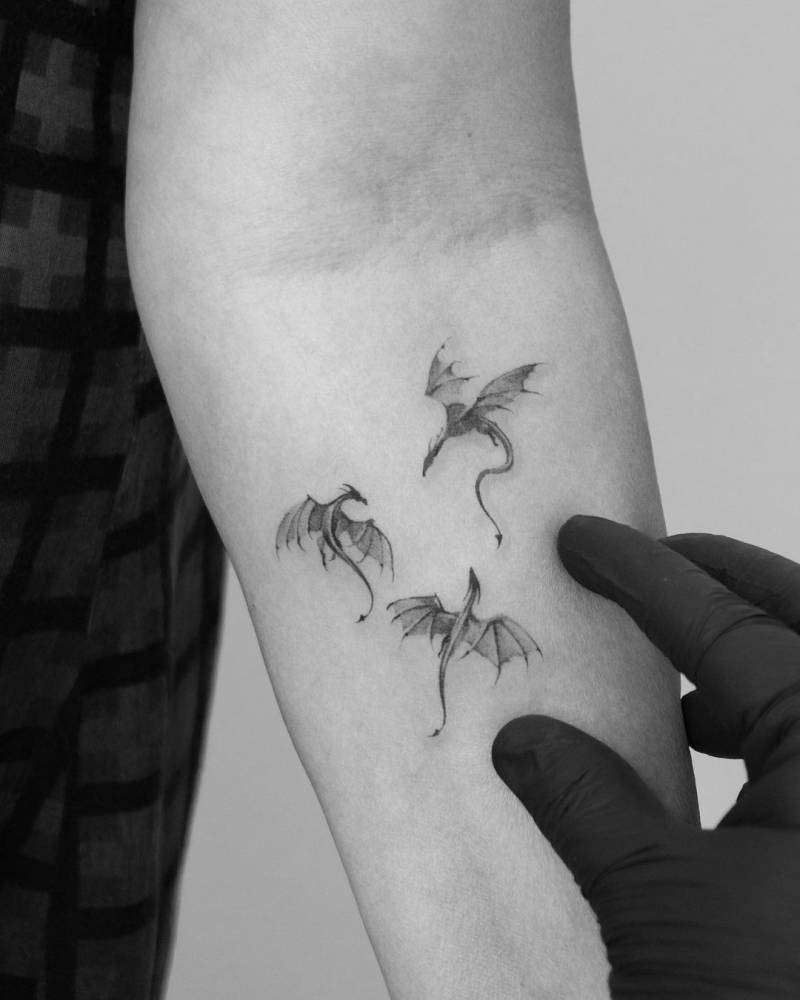 Drogon, Viserion and Rhaegal (Game of Thrones).