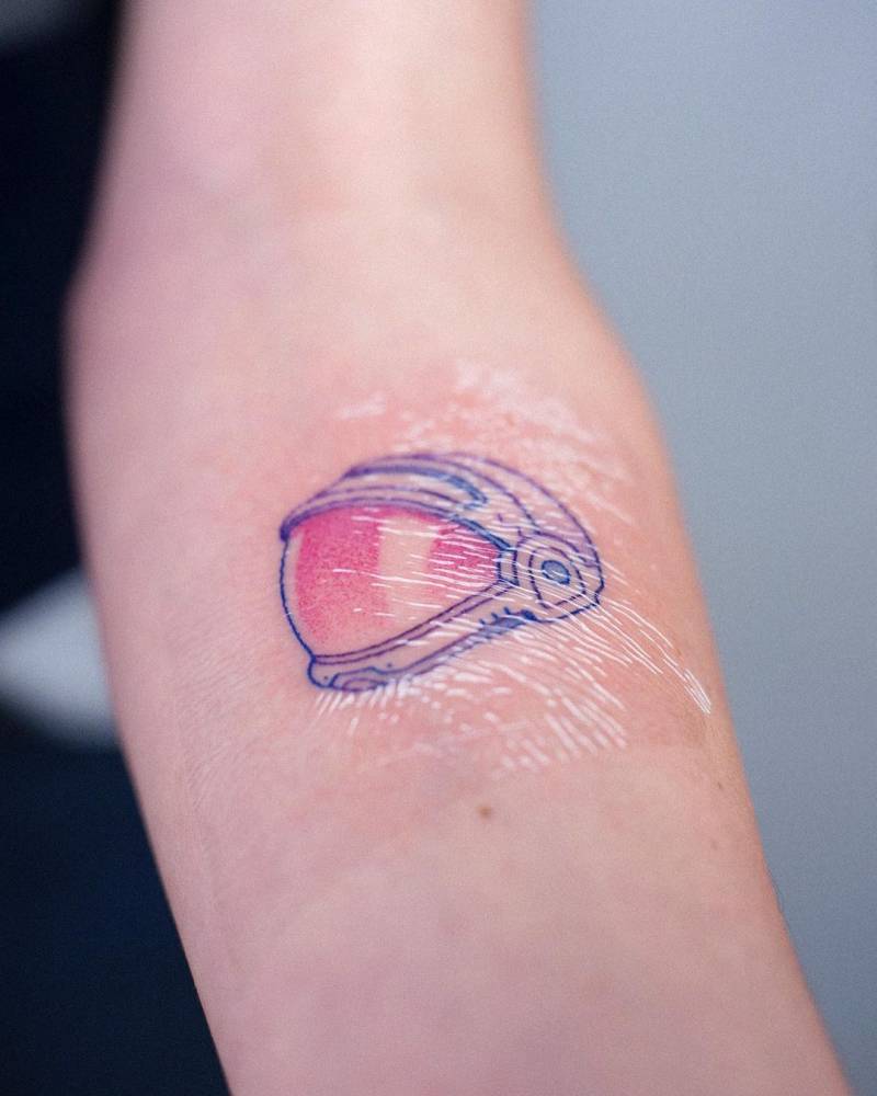 Un pequeño casquito de astronauta.