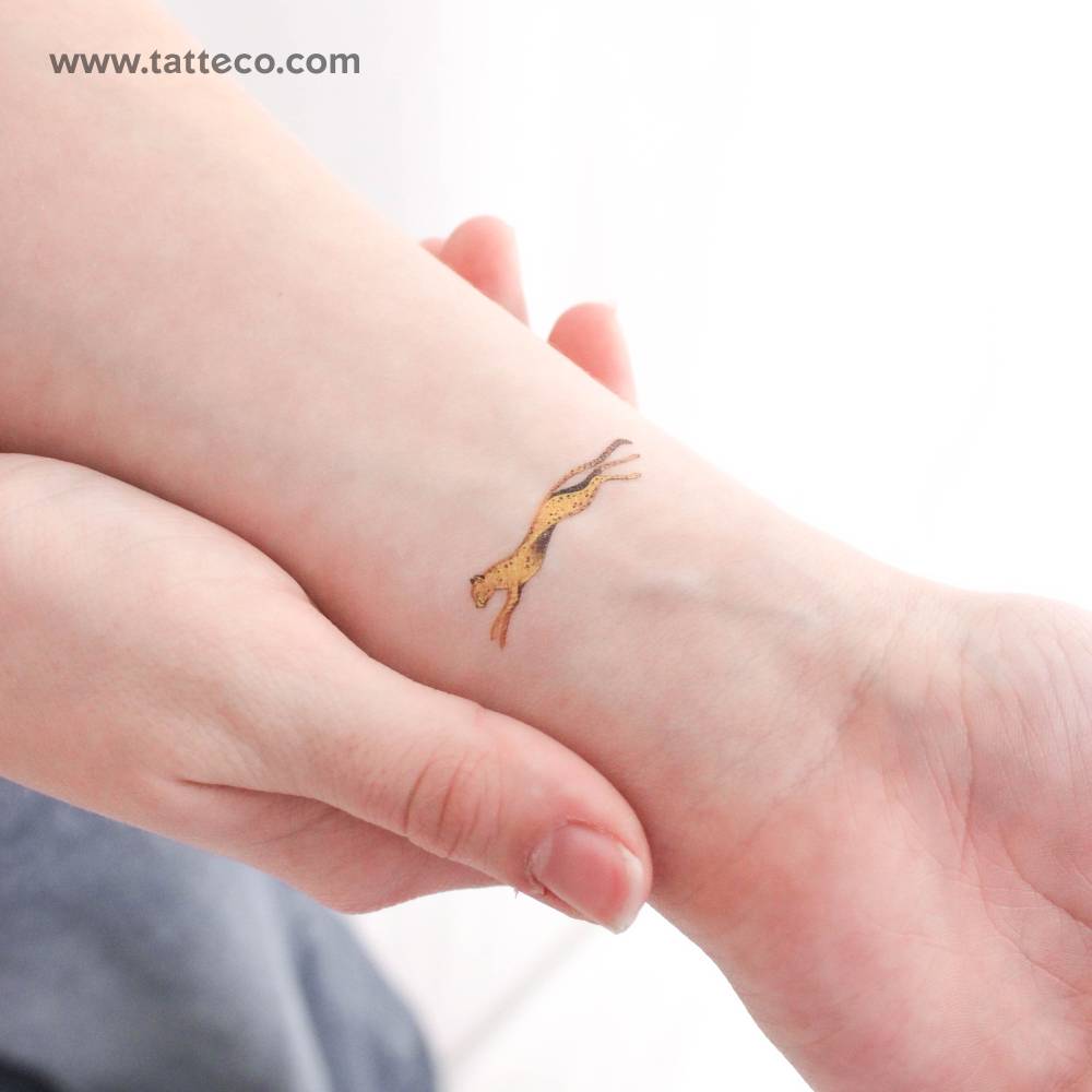 Small watercolor leopard by Ann Lilya temporary tattoo.