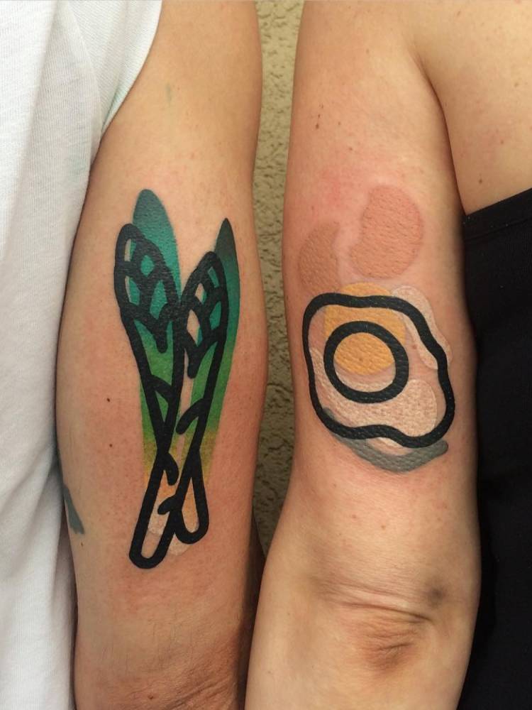 ASPARAGUS AND EGG DESTRUTTURATO.