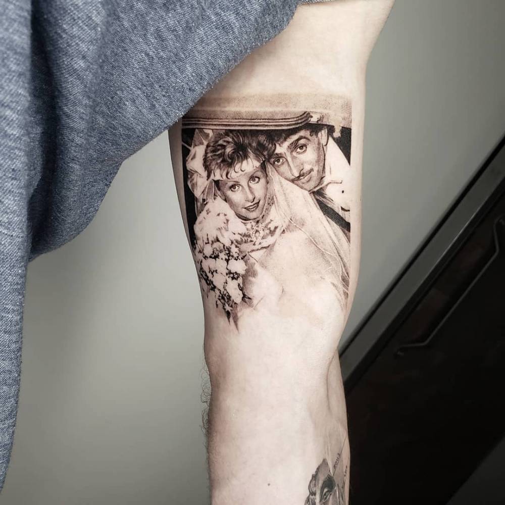 Parent's wedding day
7h 30 min