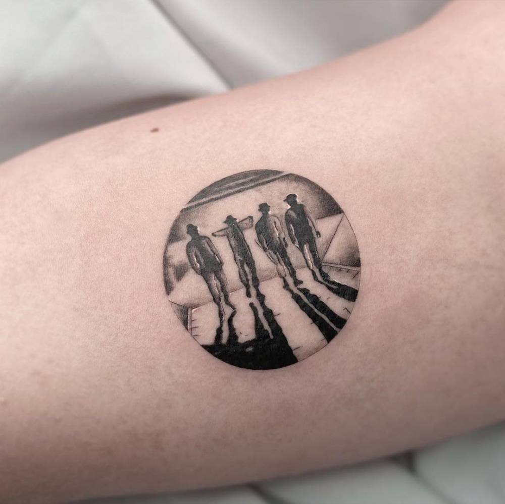 Tatuaje de la Naranja Mecánica, escena de la famosa película de kubrick en 5cm