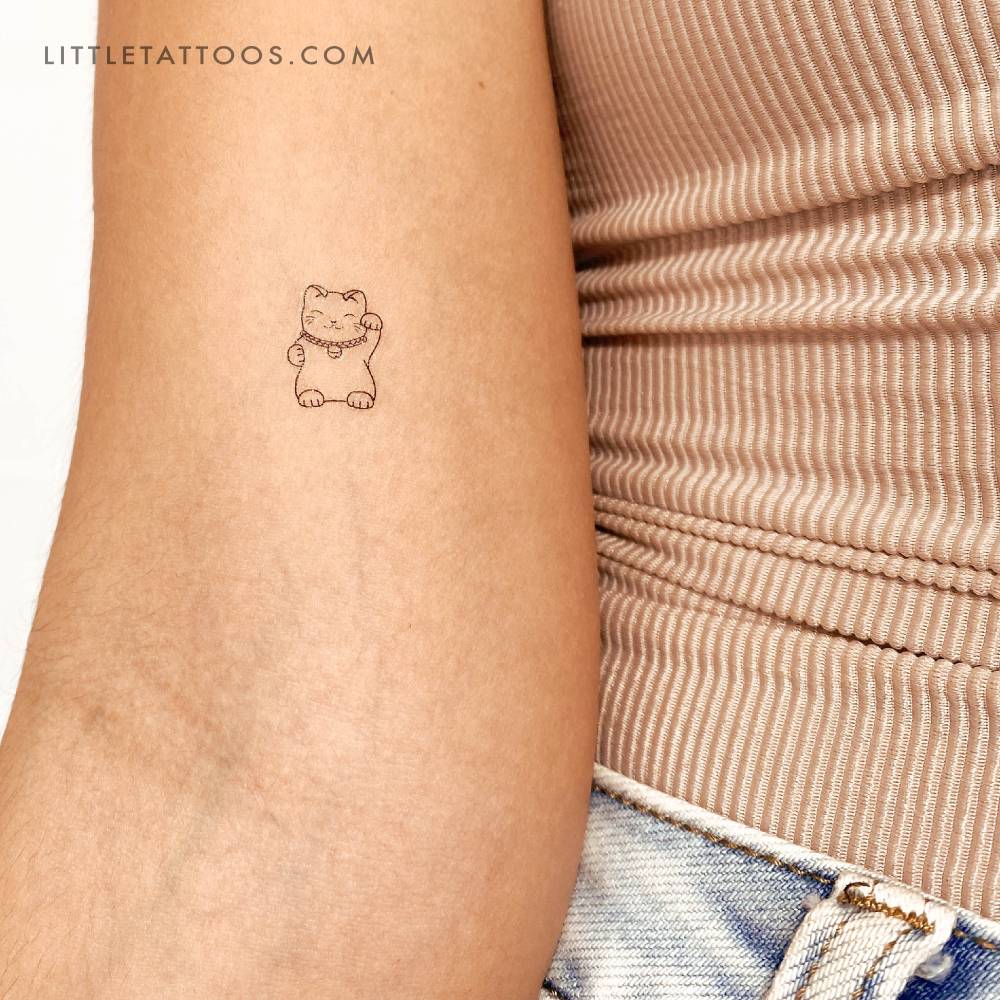 Maneki-neko Temporary Tattoo