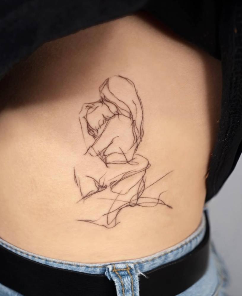 Sketch work style lovers hugging tattoo located on the waist.