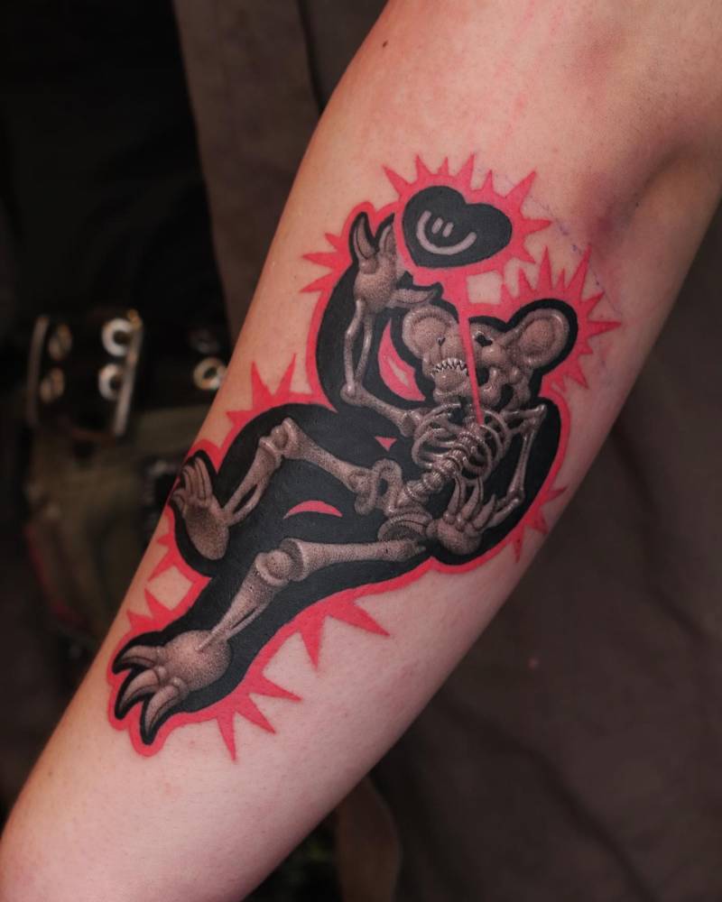 Teddy Bear x-ray tattoo located on the forearm, pop art style.
