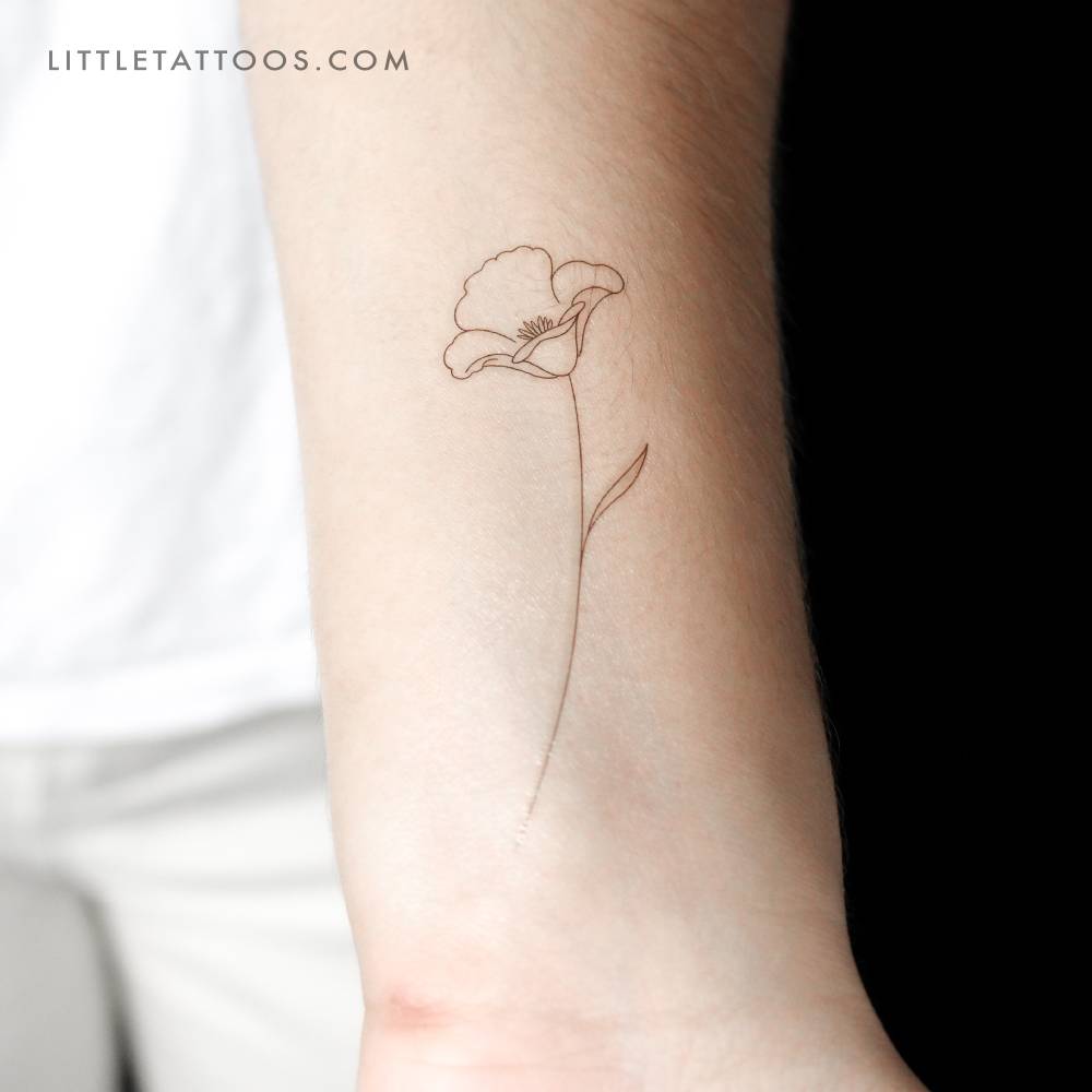 Poppy flower by Jakenowicz temporary tattoo located on the wrist.