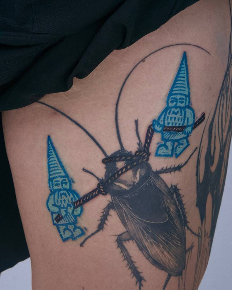 Fresh gnomes capturing an old cockroach tattoo.