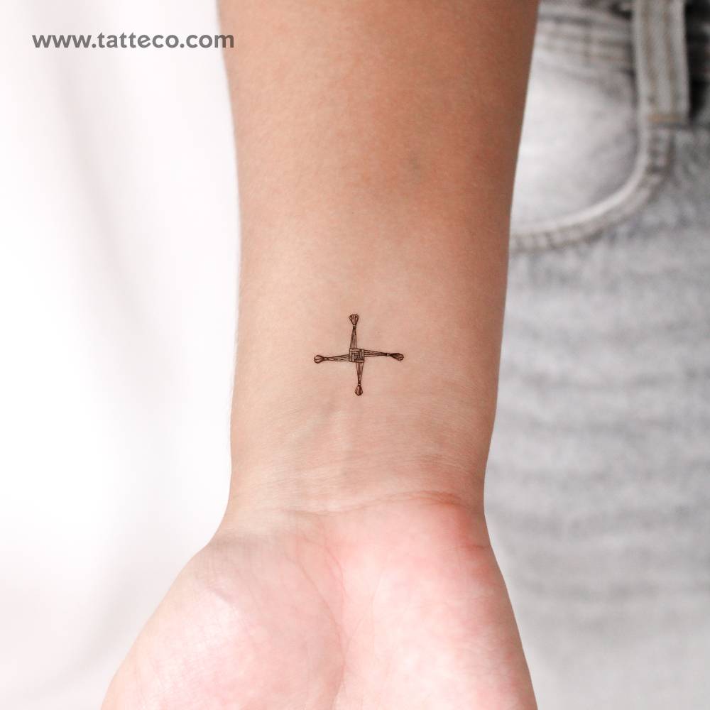 Brigid's Cross temporary tattoo located on the wrist.