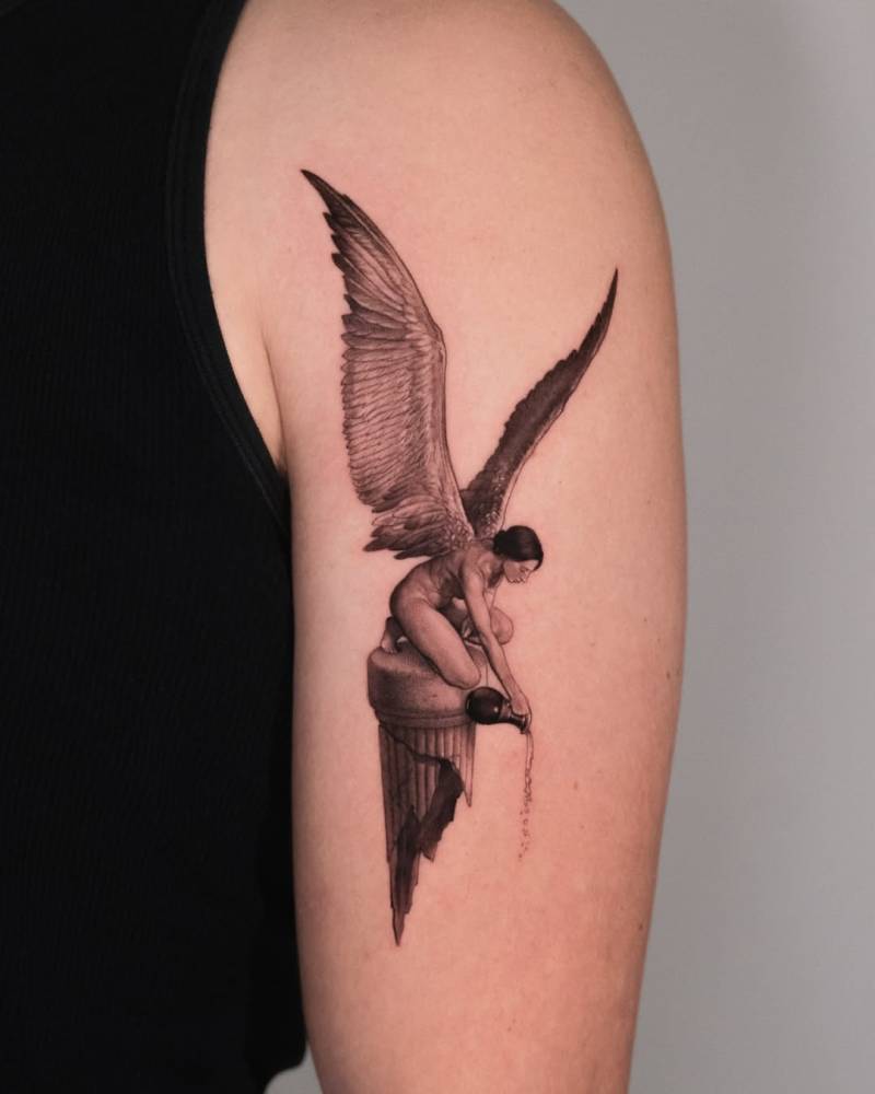 Tattoo based on the artwork "The Messenger” by Sam Jinks.