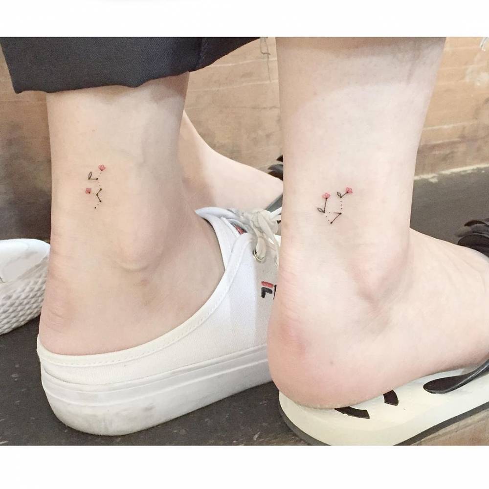 Matching Virgo and Libra constellations tattoo for best friends.