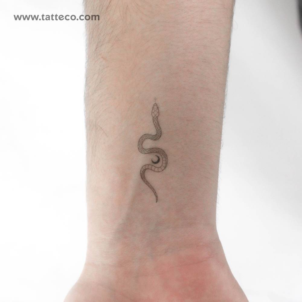 The soma snake by Jakenowicz temporary tattoo.