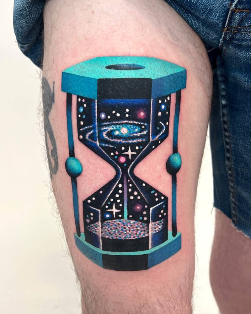 Surrealistic style hourglass tattoo placed on the thigh.